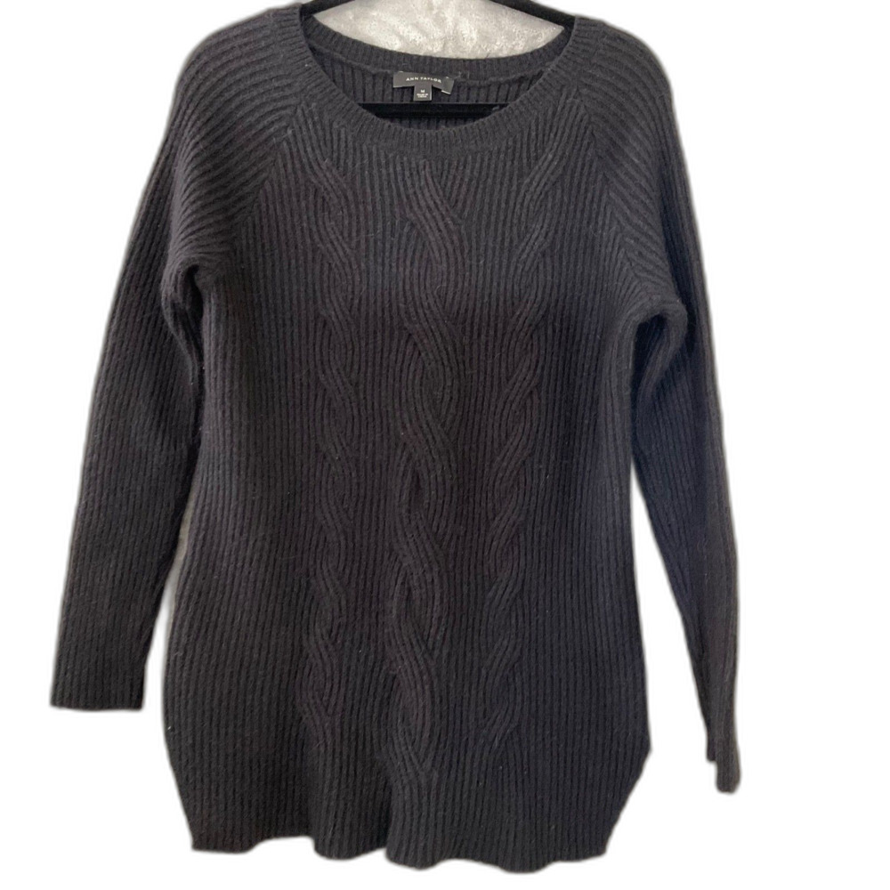 Ann Taylor Loft Women’s Alpaca Wool Blend Chunky Cable Knit sweater Sz M Black